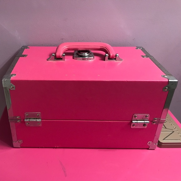 Makeup box - Picture 2 of 4